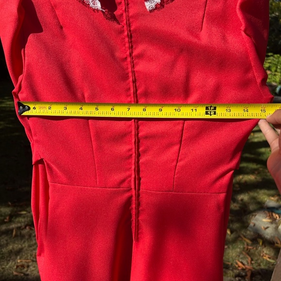 Vintage Gown - Picture 5 of 8